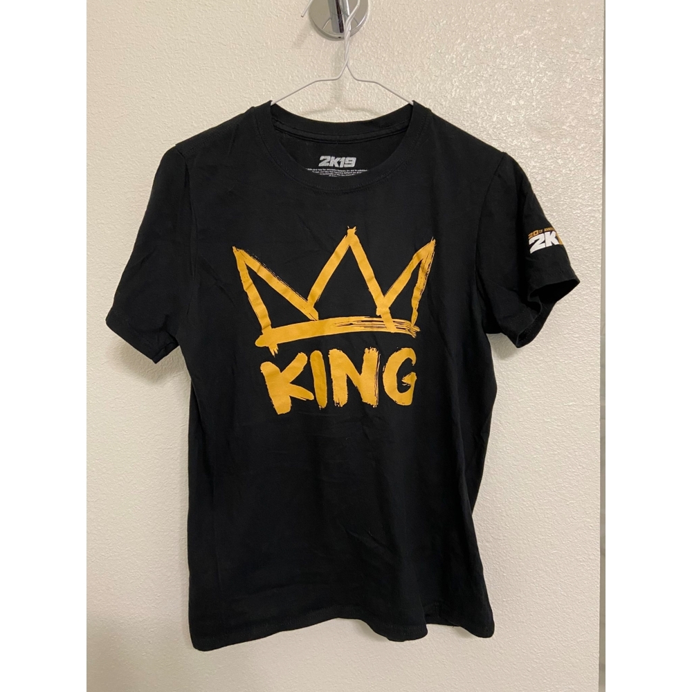 Lebron James crown T-Shirt